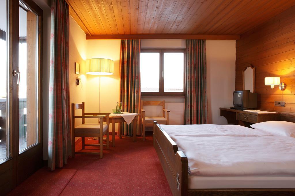 Hotel Gasthof Krone Hittisau Pokoj fotografie